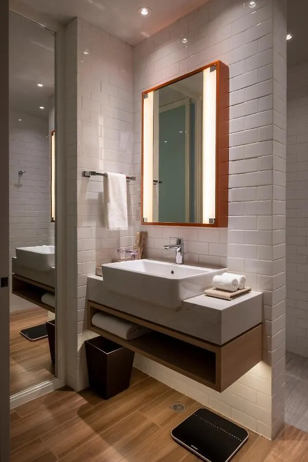 Brittany Hotel Bgc Taguig